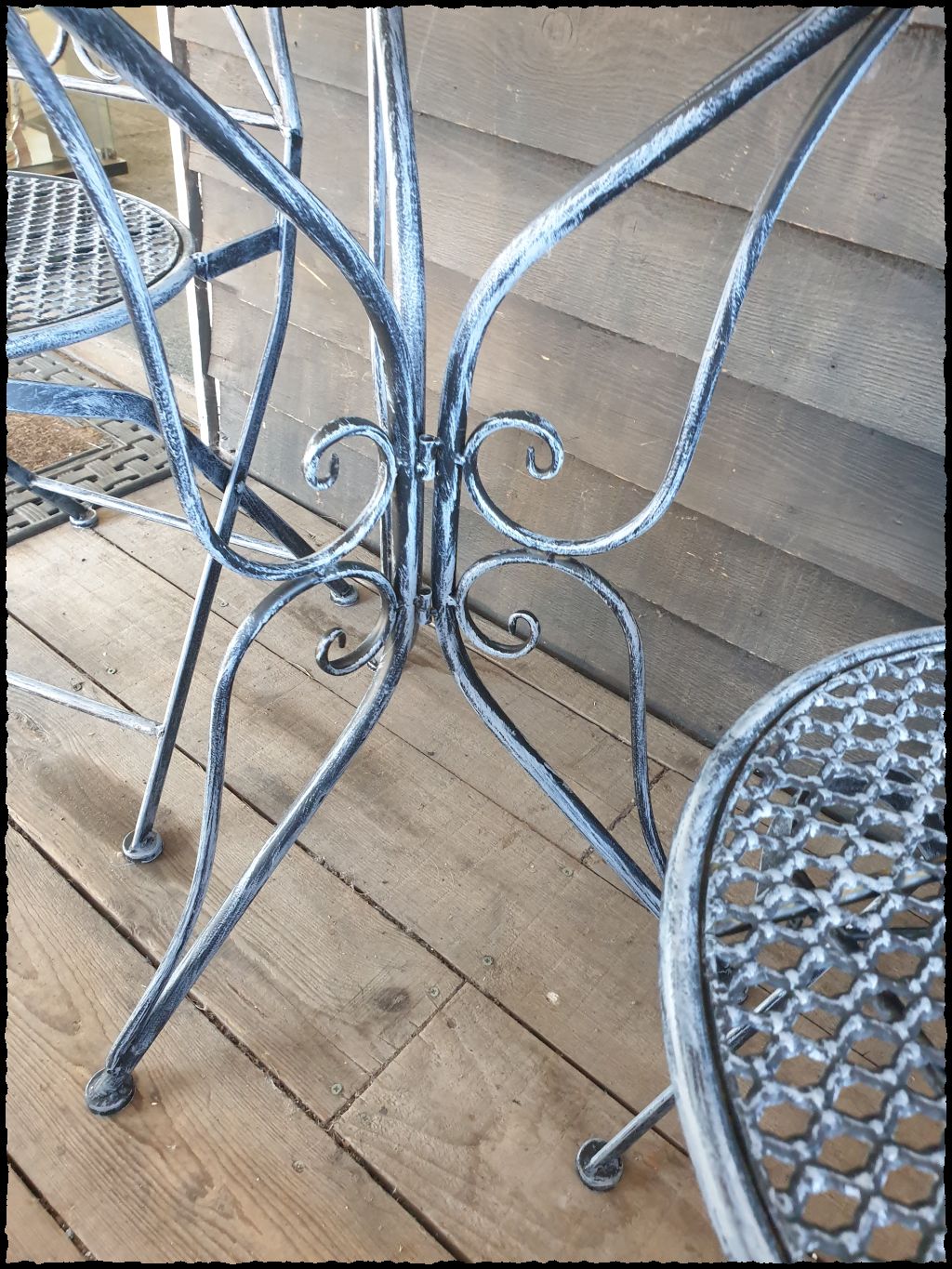 Grey Metal Bistro Set (Tea for Two)).